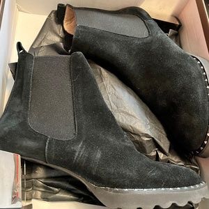 Jon Josef King II Black Suede Booties sz 7.5